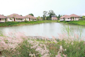 Отель Pirom Lake and Resort  Prachin Buri